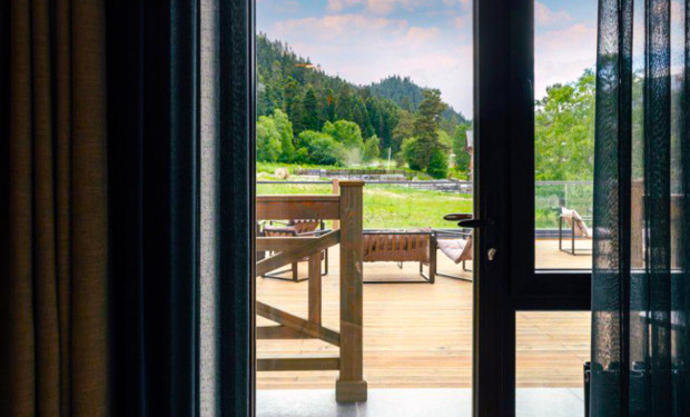 Архыз отель романтик: Grand Snow Resort в посёлке с говорящим названием